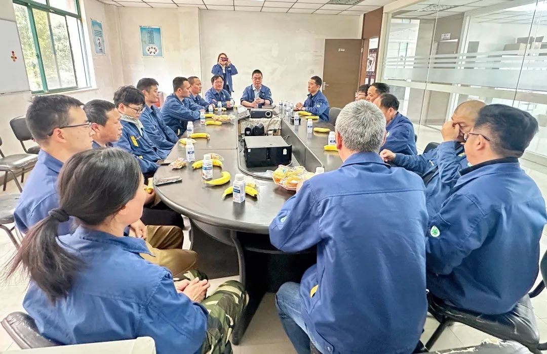 雄獅機(jī)械與求精碩普合力前行，共謀發(fā)展